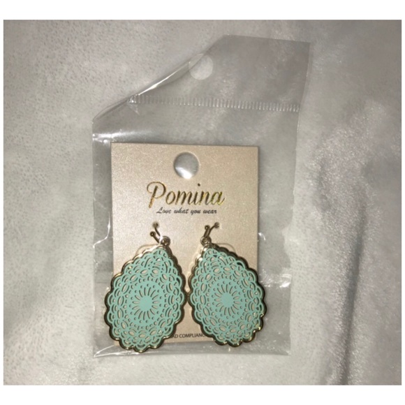 POMINA Mandala Tear Drop Hook Earrings - Picture 6 of 7